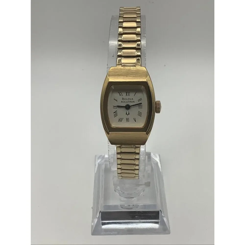 Vintage 1975 Bulova Accutron 218 Men's Gold Tone Watch